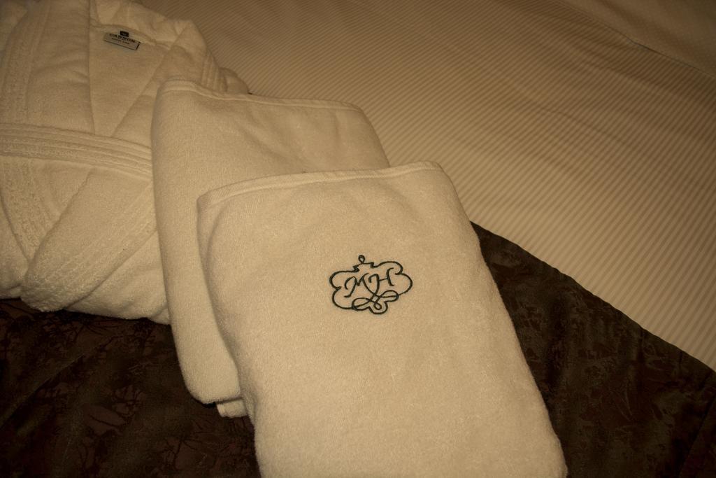 Manuella Hotel Джуния Екстериор снимка