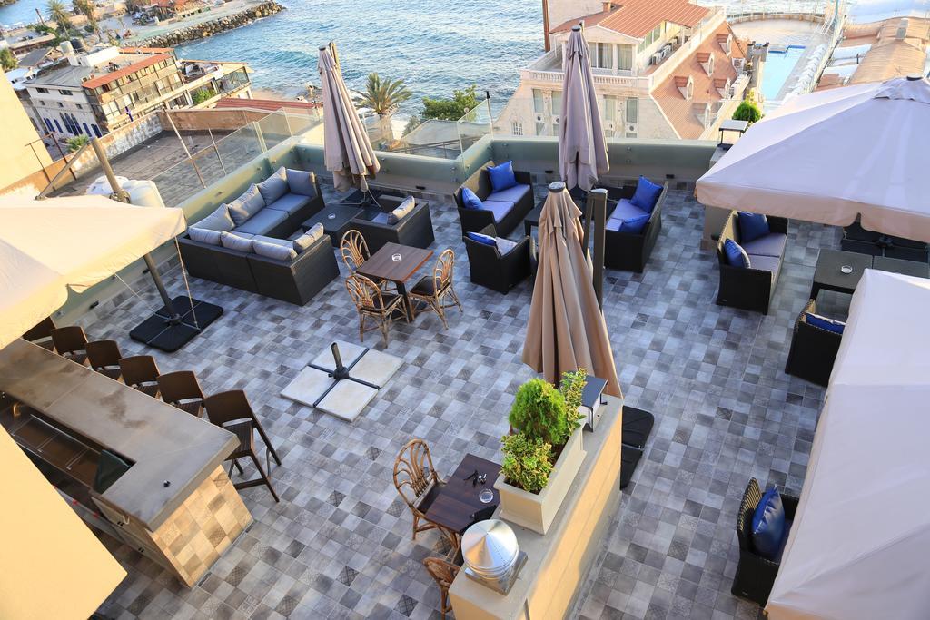 Manuella Hotel Джуния Екстериор снимка