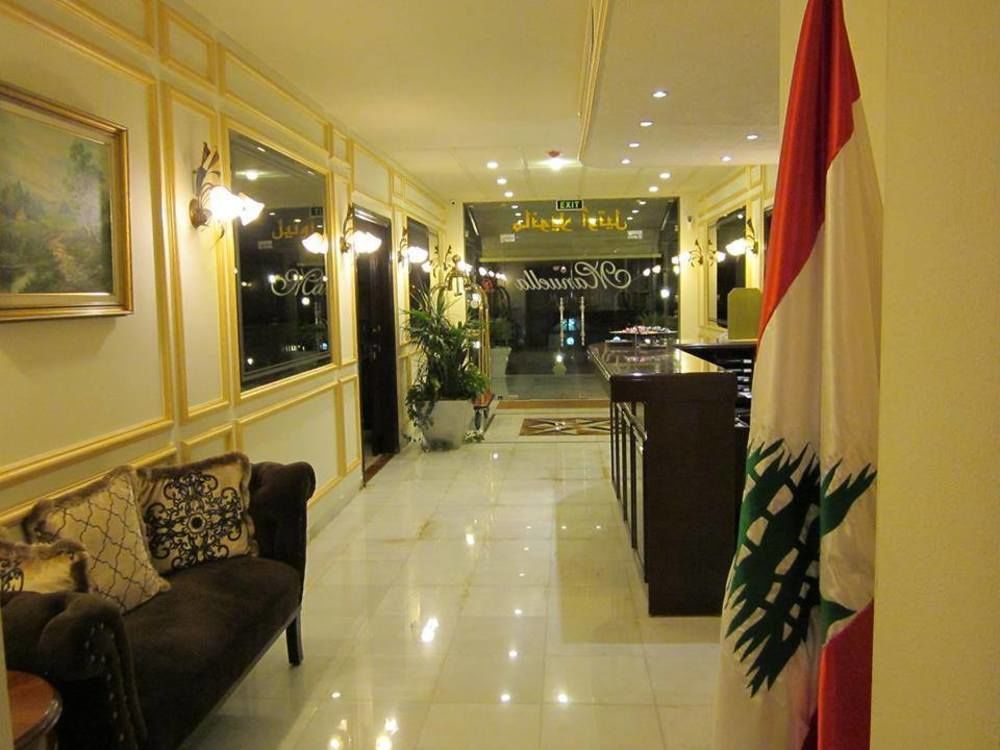 Manuella Hotel Джуния Екстериор снимка